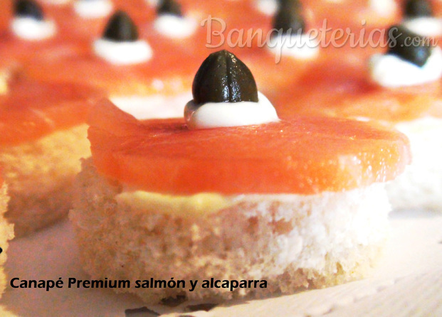 Canapé Premium Salmón-Alcaparra