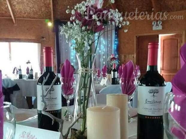 Banqueteria y decoración matrimonios.