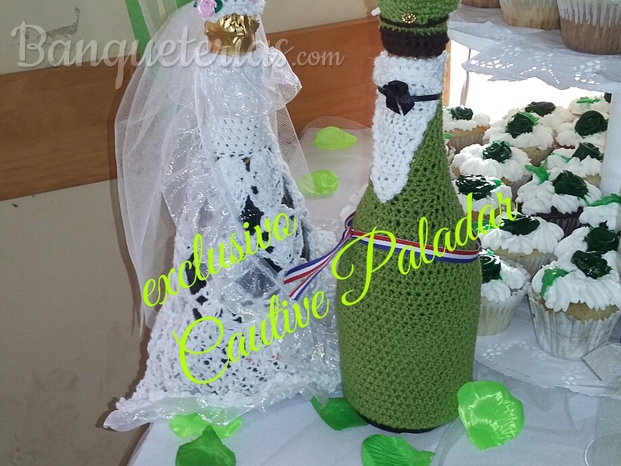 Regalos de nuestra empresa de recuerdo para los novios