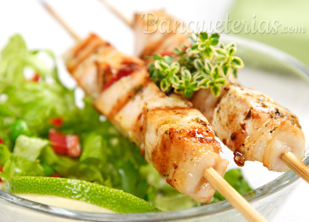 Brochetas de pollo