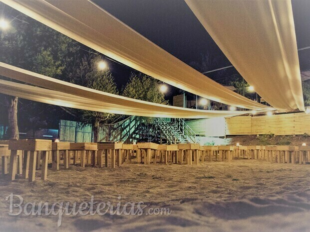 terraza playa noche.jpg