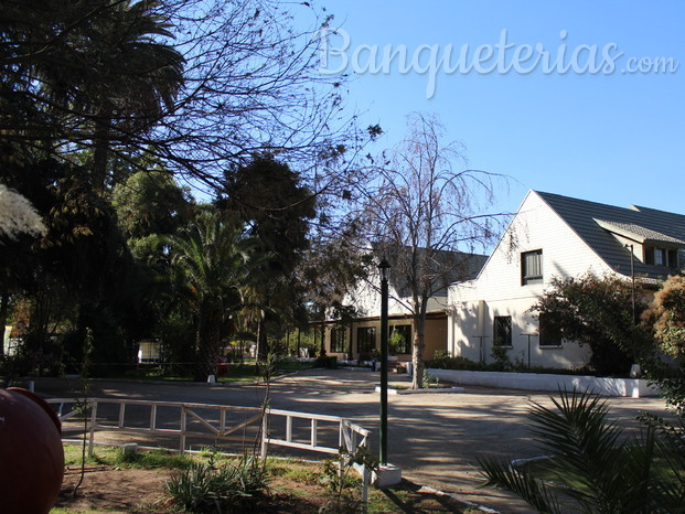 Casona y Centro de Eventos Parque Recracional Ex Caja 18