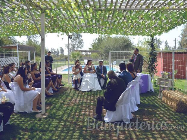 ceremonia en areas verdes