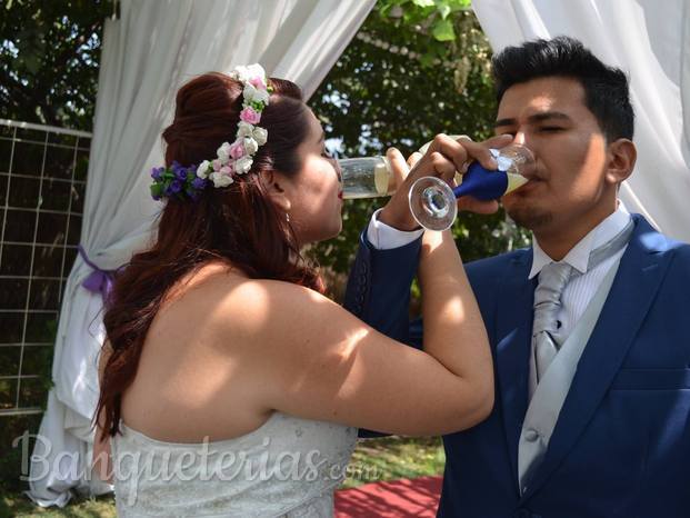 Brindis de novios